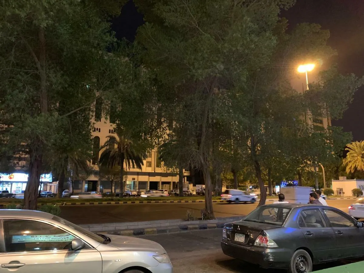 Najmat Alnoor Almaabdah Hotel مكة
